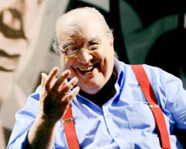 Morre aos 82 anos, o ator, diretor de teatro e apresentador, Antônio Abujamra Morre aos 82 anos, o ator, diretor de teatro e apresentador, Antônio Abujamra