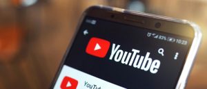YouTube oferece remuneração a artistas e criadores de conteúdo. Veja como ganhar dinheiro com vídeos