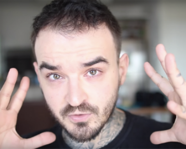 Youtuber PC Siqueira não é mais 'vesgo'! Youtuber PC Siqueira não é mais 'vesgo'!