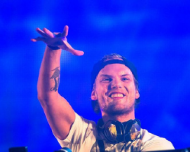 Morre DJ e Produtor Avicii, aos 28 anos Morre DJ e Produtor Avicii, aos 28 anos