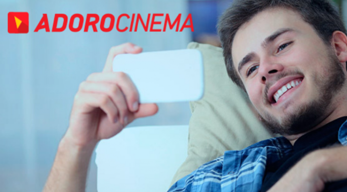 AdoroCinema