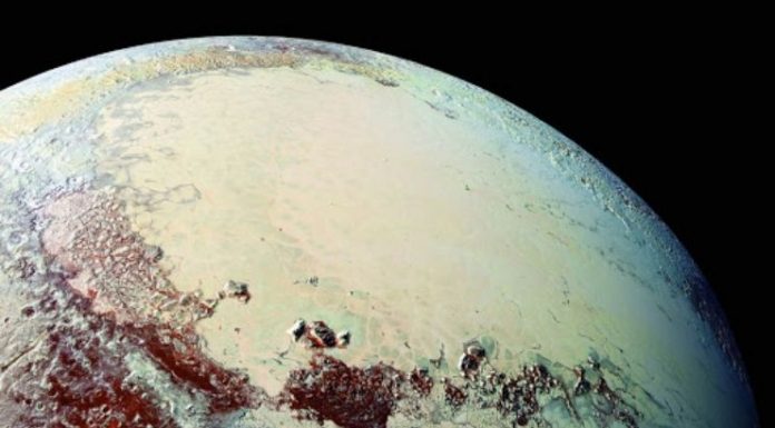 NASA escreve carta de amor para o planeta anão Plutão