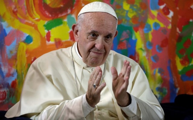 Papa Francisco diz que as crianças LGBT devem ser 'amadas do jeito que são'