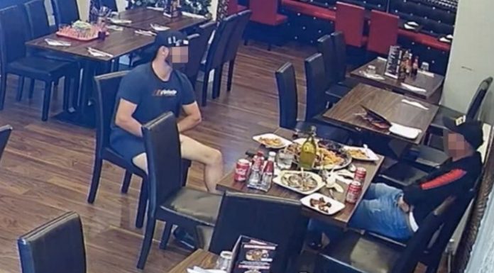 Cliente de restaurante coloca pelos pubianos na comida para não pagar a conta