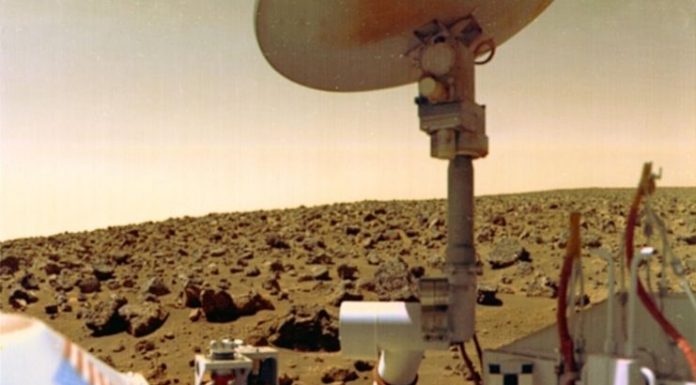 Ex-cientista da NASA diz ter certeza de que há vida alienígena em Marte