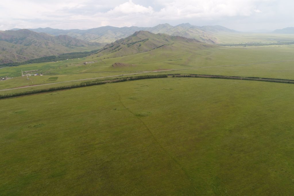É encontrado na Sibéria o esqueleto de um casal de guerreiros com 2.500 anos