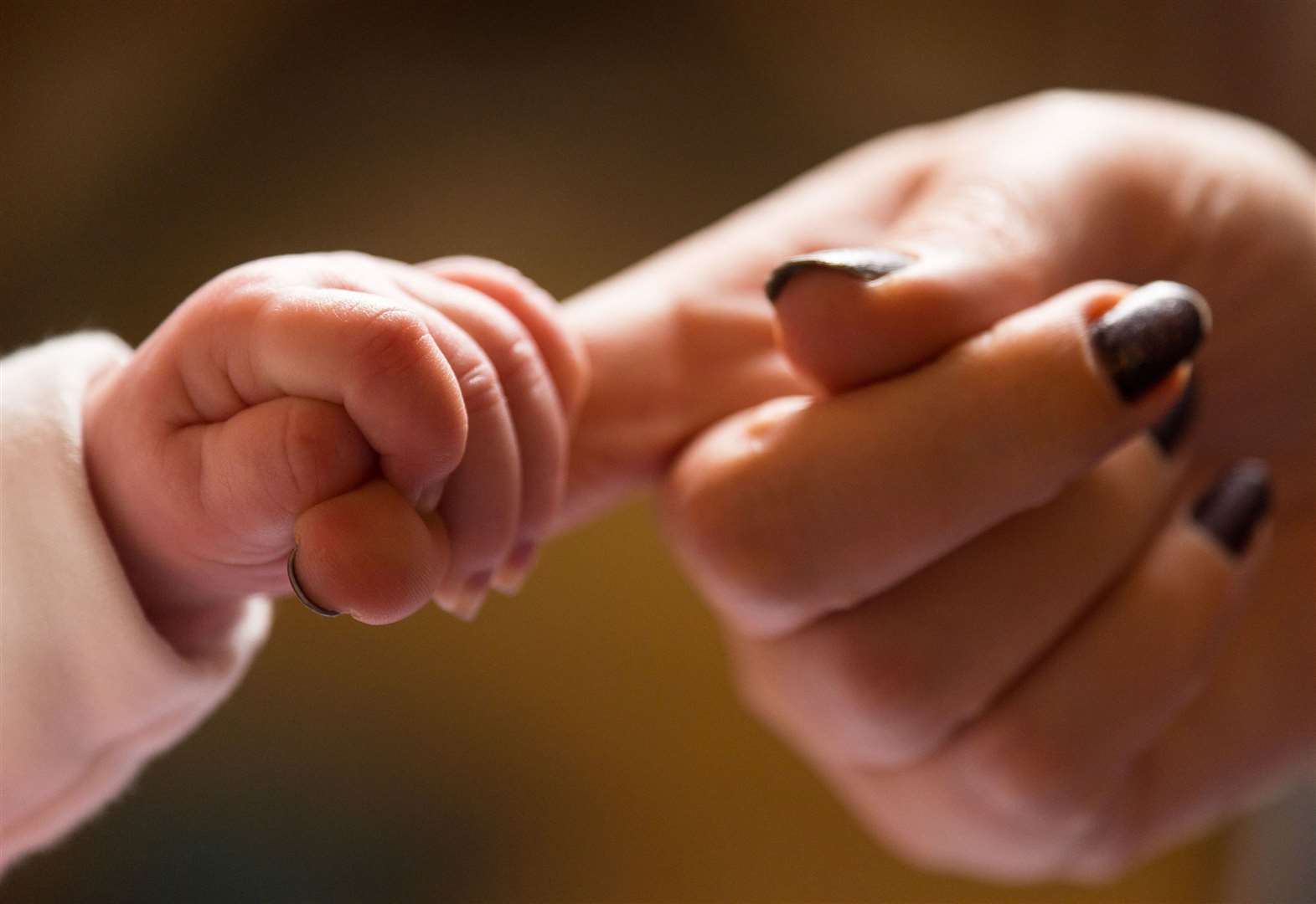 Criança vítima de estupro da a luz à gêmeos na Argentina