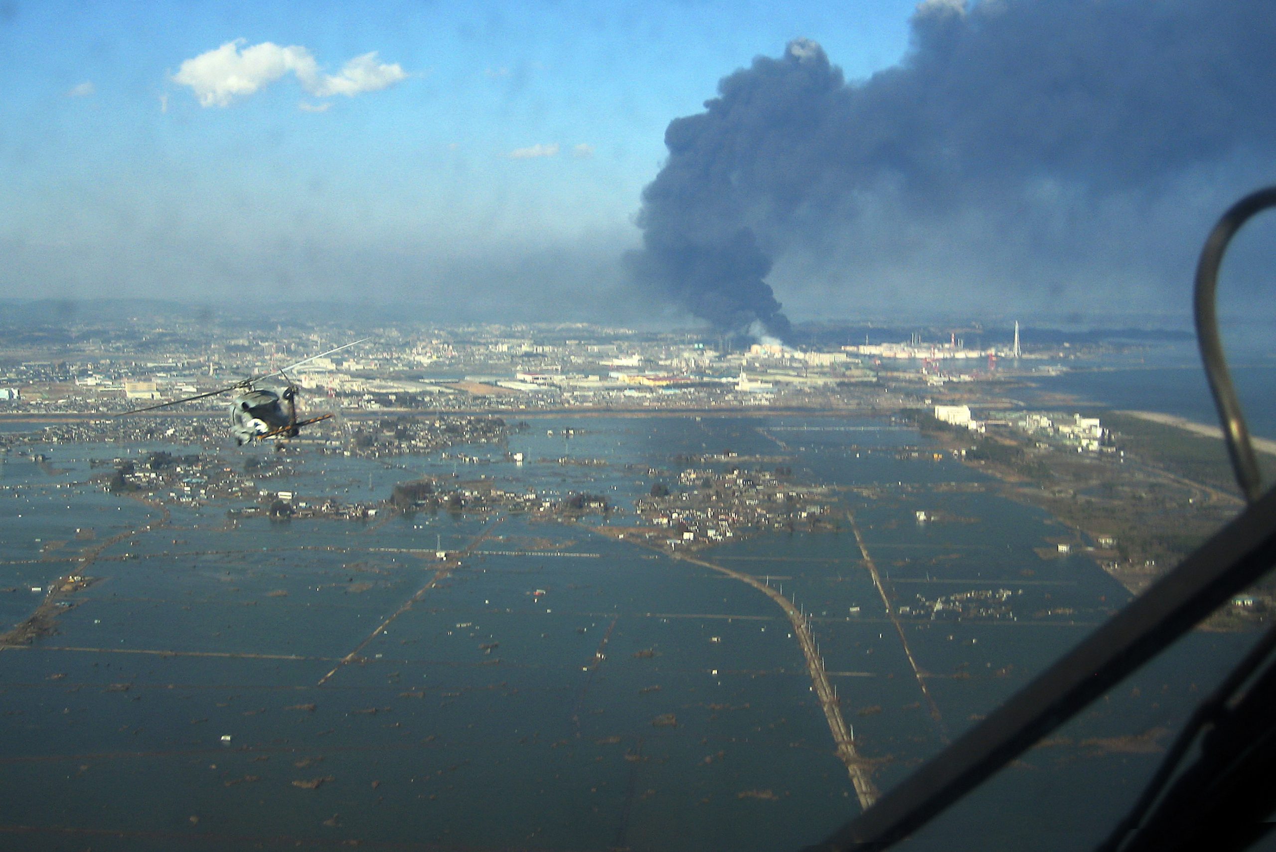 Barco reaparece 10 anos depois do Tsunami no Japão